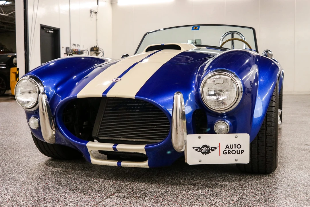 Shelby Cobra Replica - Image 4 of 31