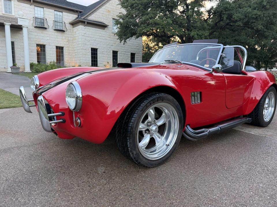 Shelby Cobra Replica - Image 10 of 31