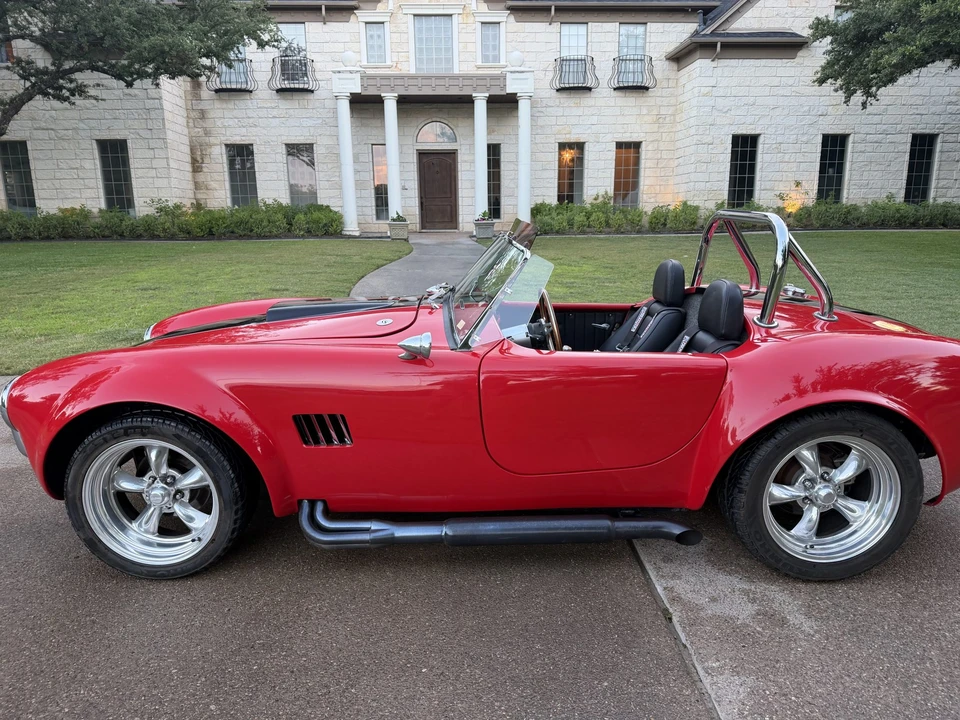 Shelby Cobra Replica - Image 11 of 31
