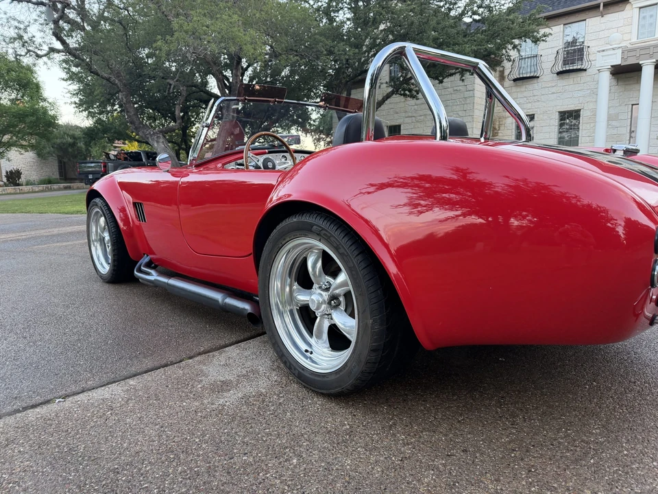 Shelby Cobra Replica - Image 13 of 31