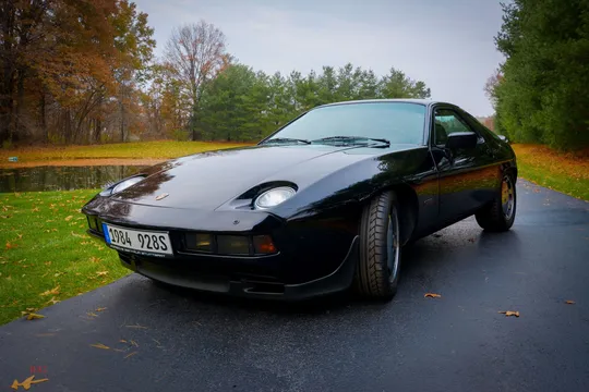 1984 Porsche 928 S - Image 2 of 10