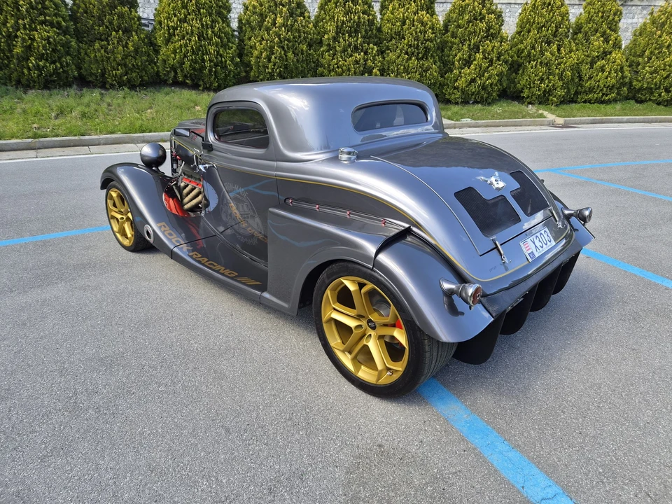 Ford Hot Rod - Image 4 of 31