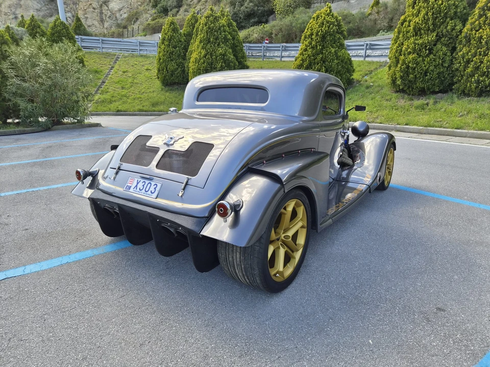 Ford Hot Rod - Image 6 of 31