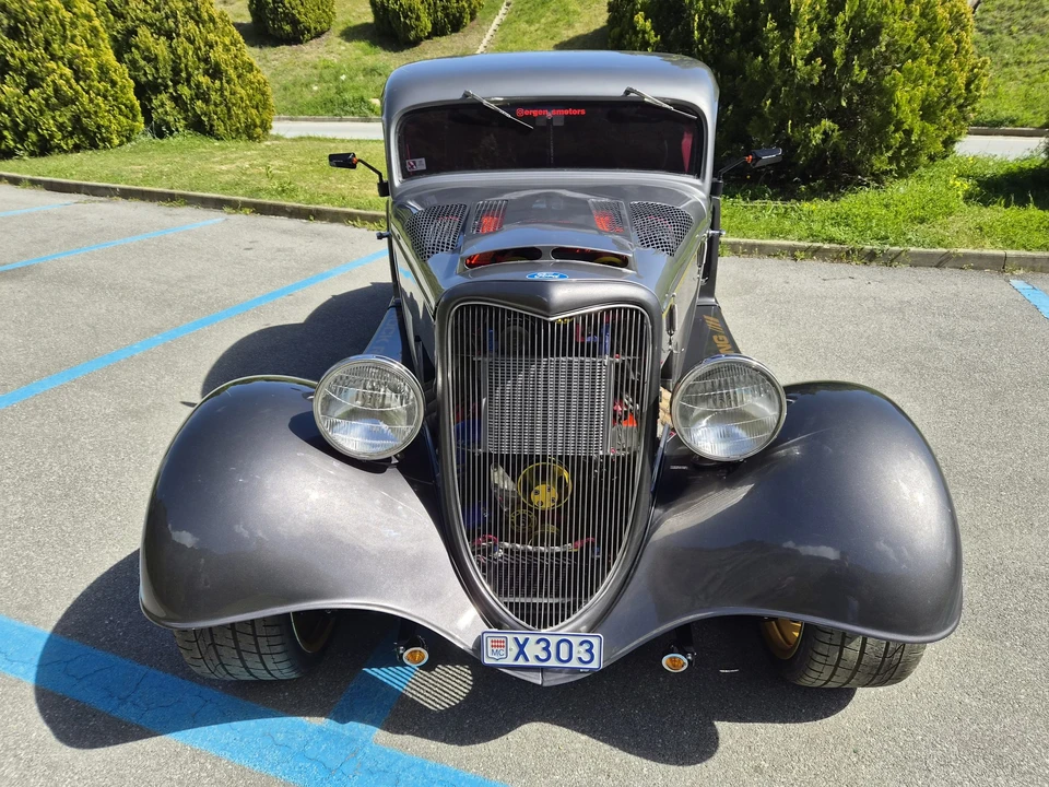 Ford Hot Rod - Image 10 of 31