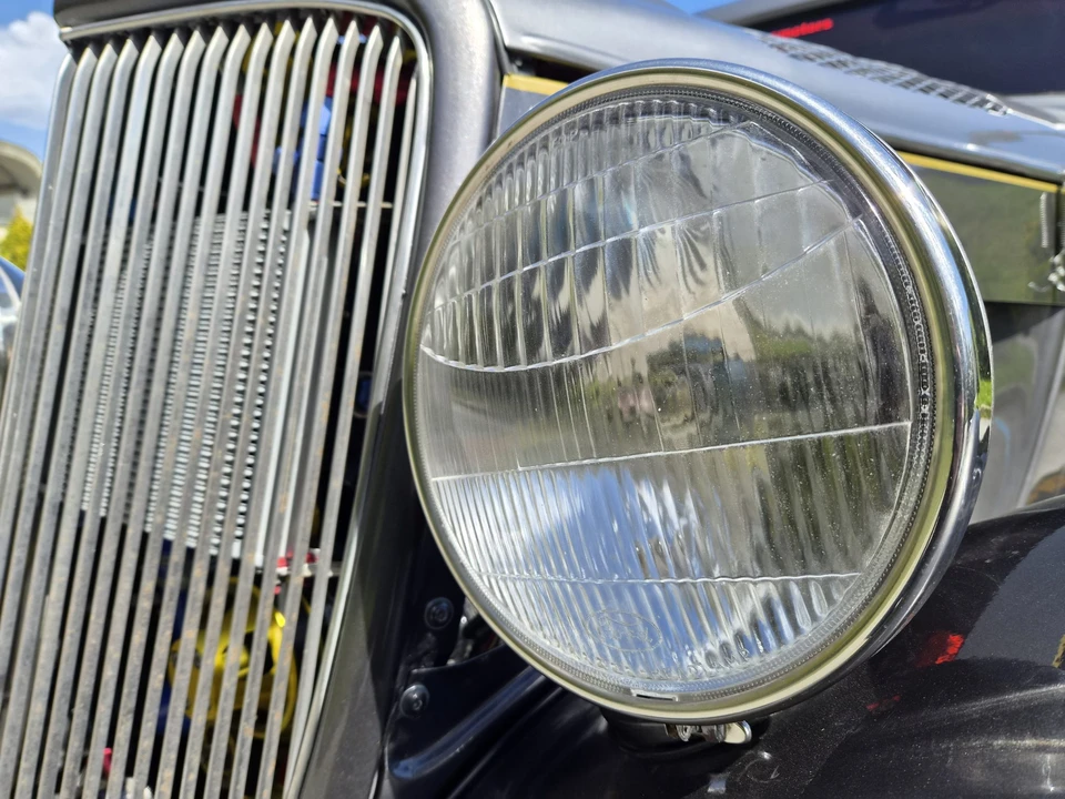 Ford Hot Rod - Image 11 of 31