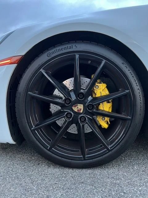 2020 Porsche 992 Carrera - Image 13 of 20