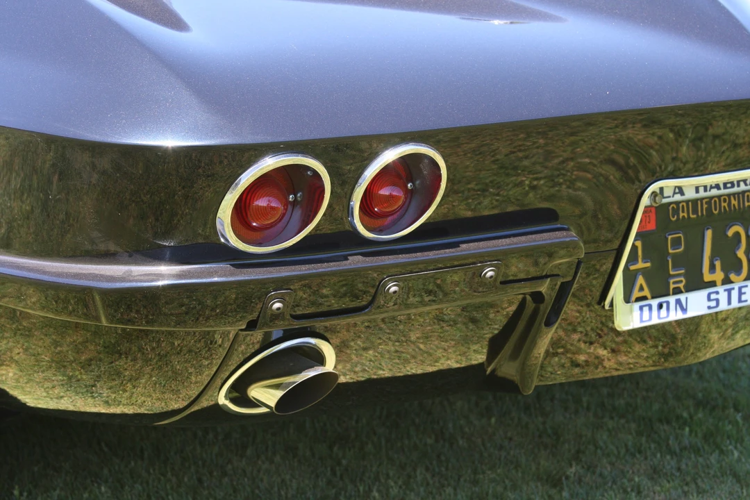 1963 Chevrolet Corvette C2 - Image 17 of 31