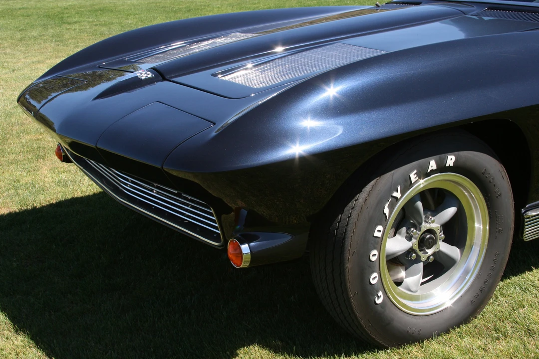 1963 Chevrolet Corvette C2 - Image 11 of 31