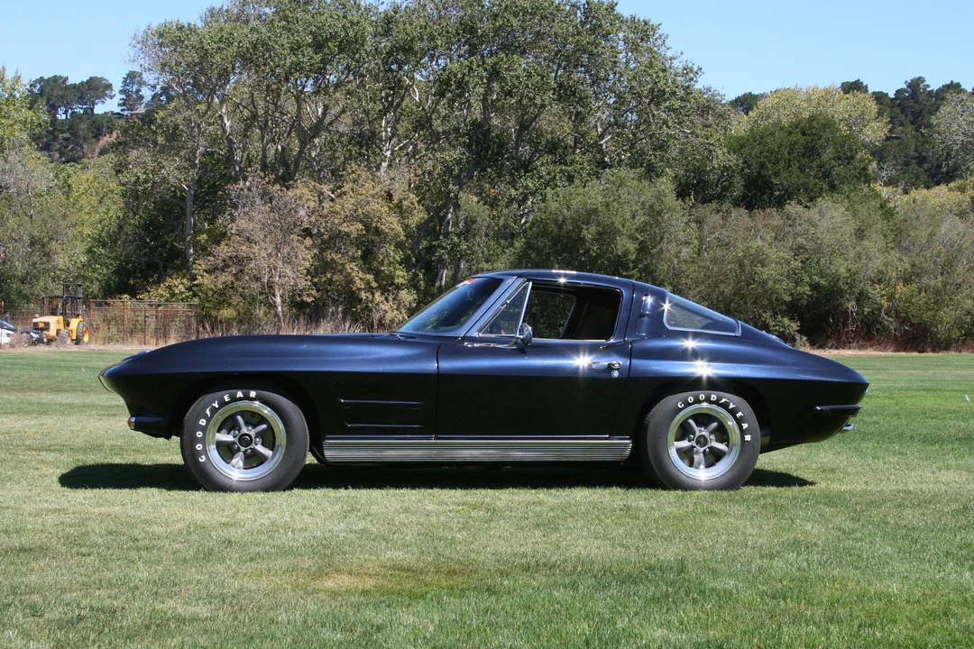 1963 Chevrolet Corvette C2 - Image 3 of 31