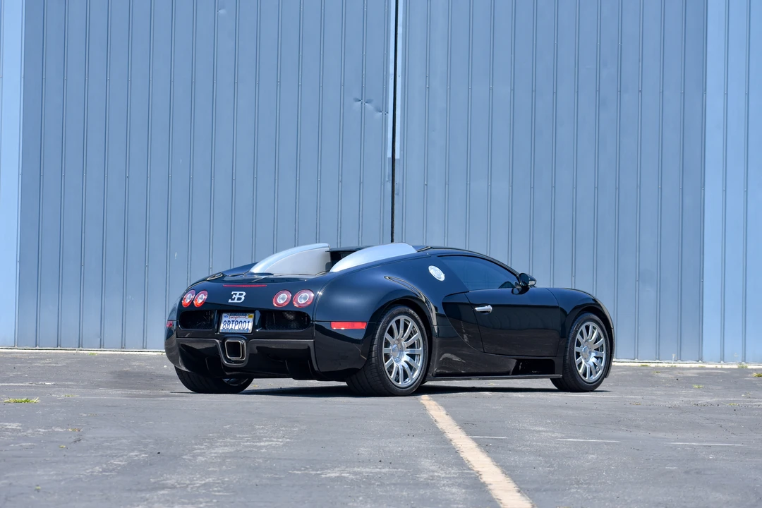 2008 Bugatti Veyron - Image 19 of 31