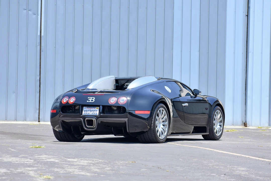 2008 Bugatti Veyron - Image 18 of 31
