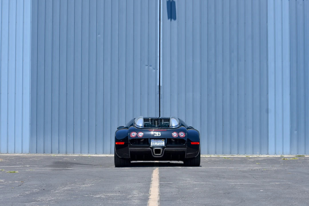2008 Bugatti Veyron - Image 15 of 31