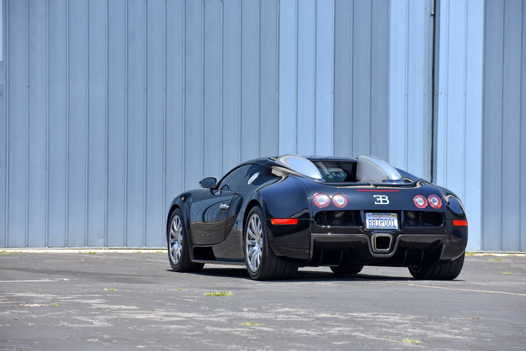 2008 Bugatti Veyron - Image 13 of 31
