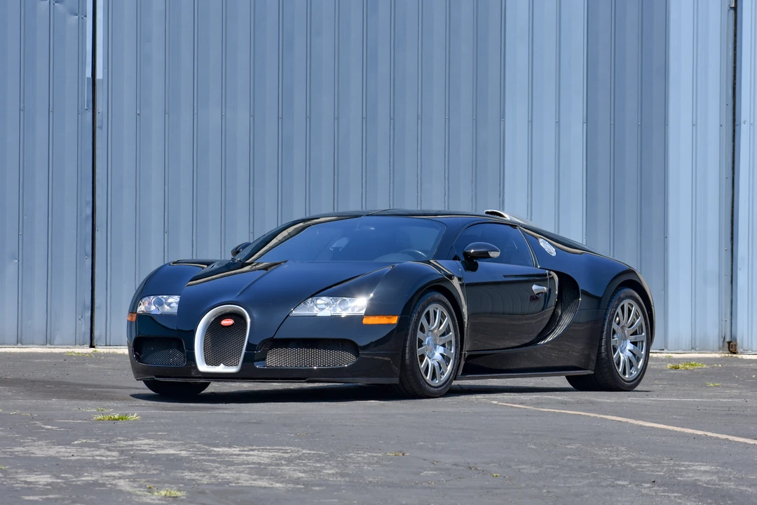 2008 Bugatti Veyron - Image 8 of 31