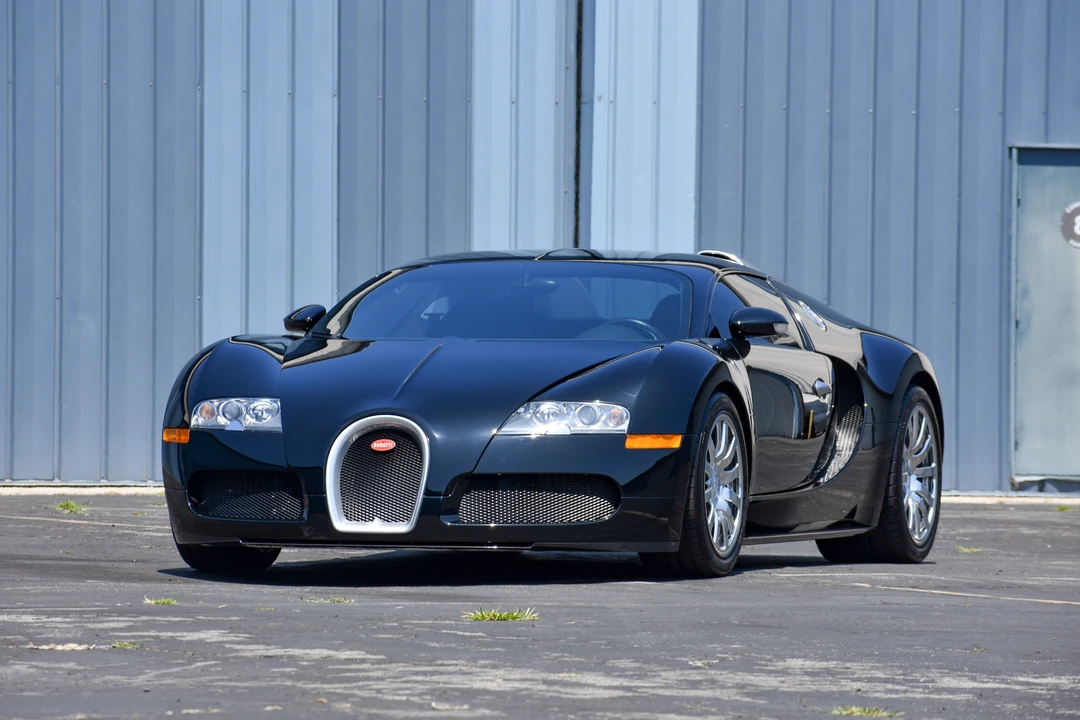2008 Bugatti Veyron - Image 5 of 31