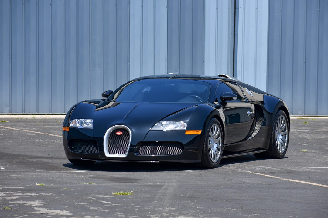 2008 Bugatti Veyron - Image 6 of 31