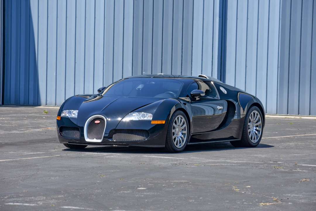 2008 Bugatti Veyron - Image 7 of 31