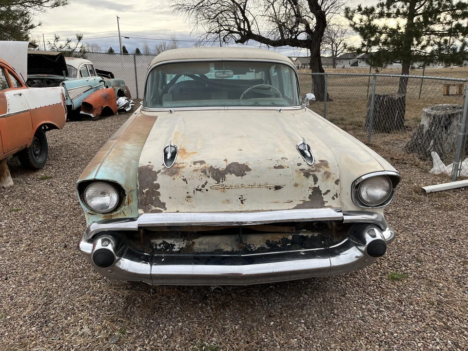 1957 Chevrolet Tri-Five Bel Air Sedan & Wagon - Image 24 of 31