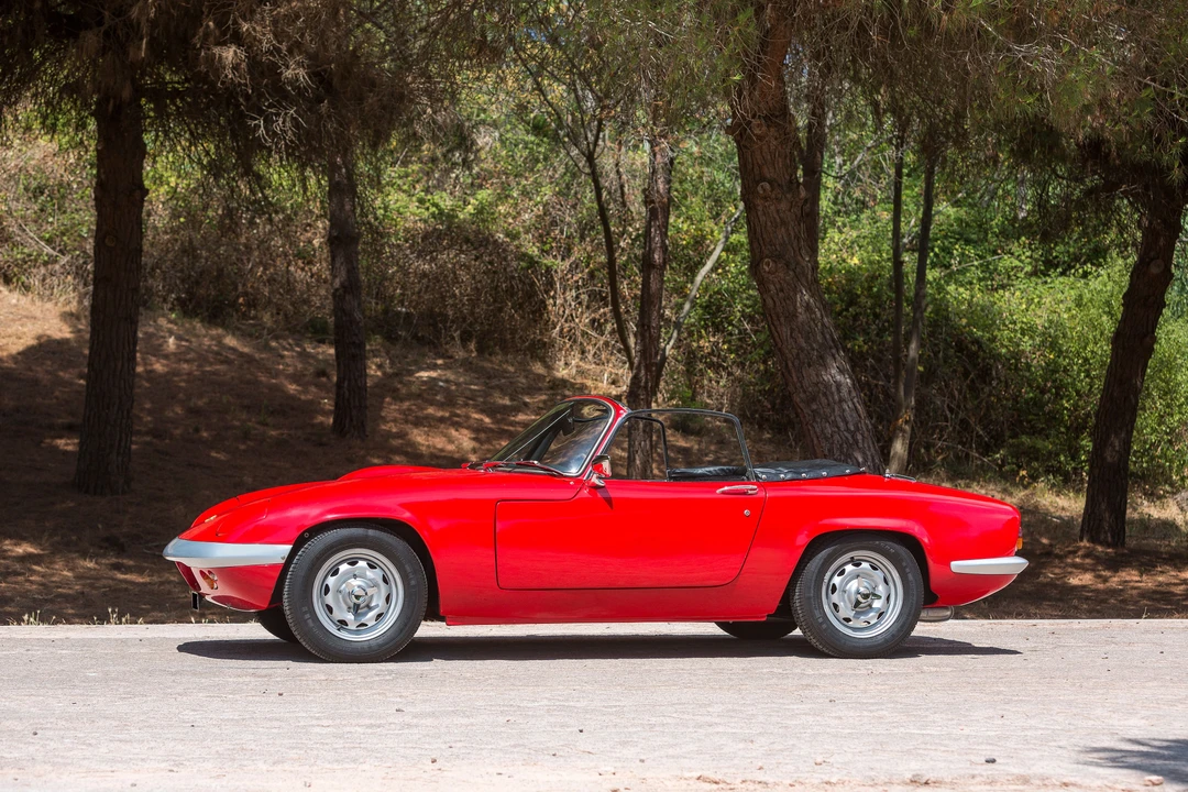 Lotus Elan - Image 4 of 25