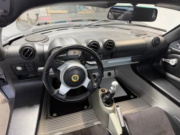 2005 Lotus Elise Series 2 - Image 16 of 21