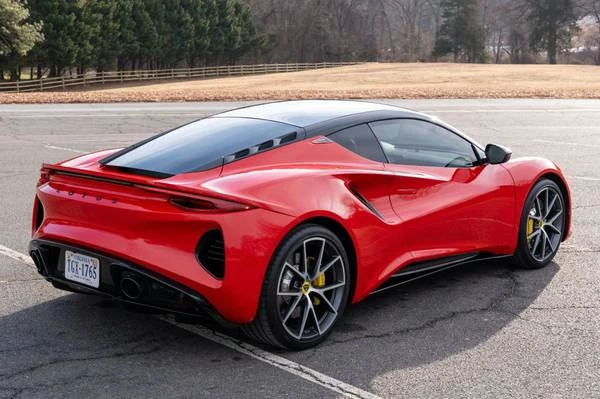 2024 Lotus Emira - Image 3 of 20