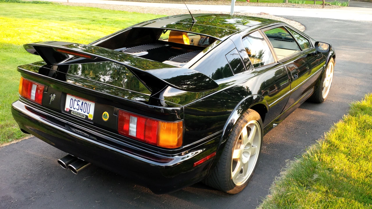 1998 Lotus Esprit V8 - Image 4 of 7