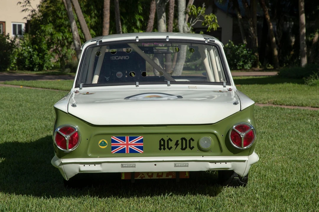 Ford Cortina - Image 15 of 31