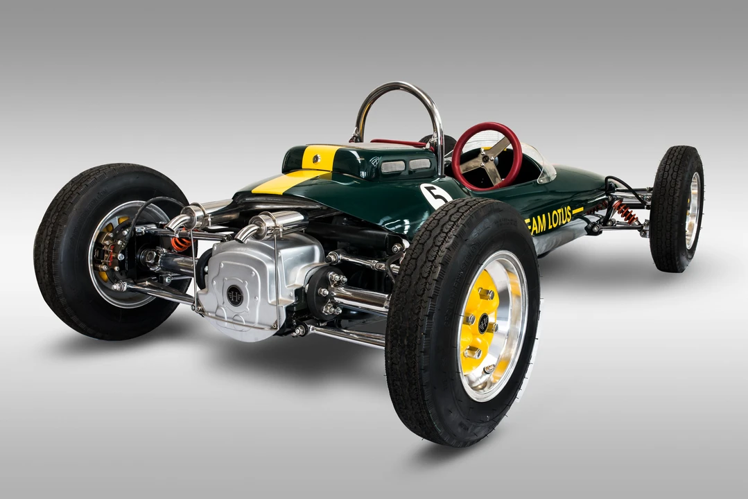 Lotus Open-Wheel - Image 3 of 6