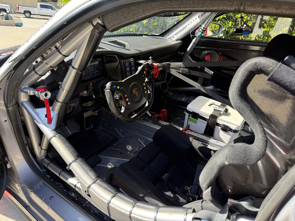 2023 Porsche 992 GT3 - Image 7 of 10