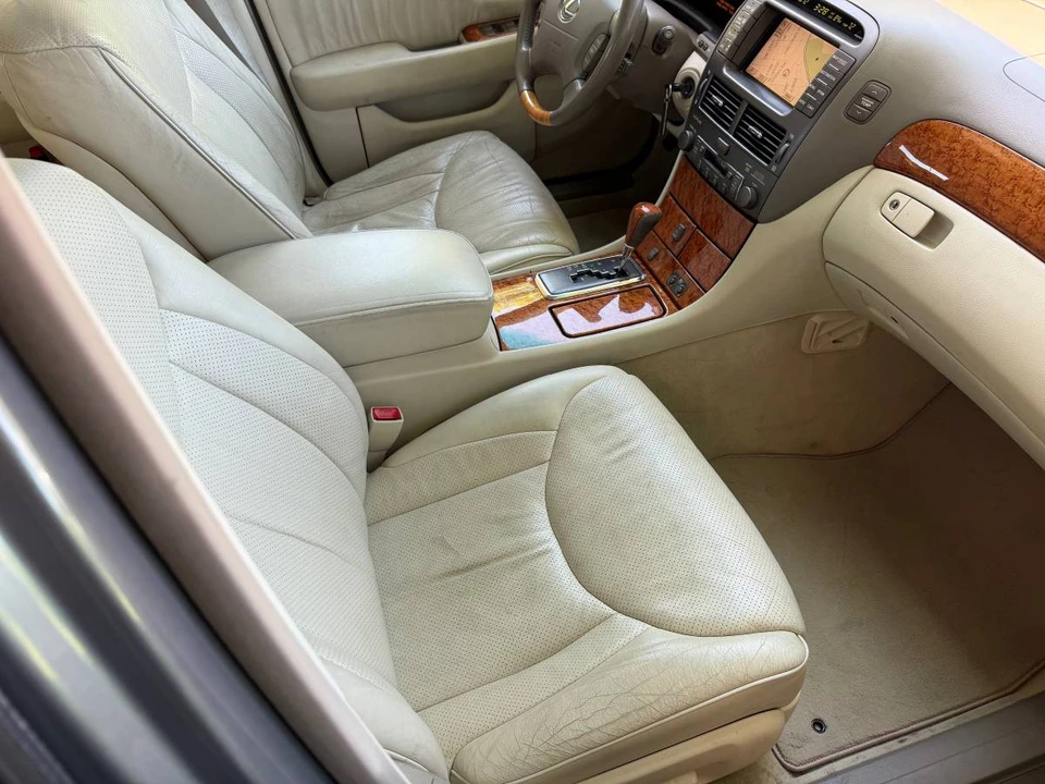 2003 Lexus LS 3rd Gen - Image 3 of 14
