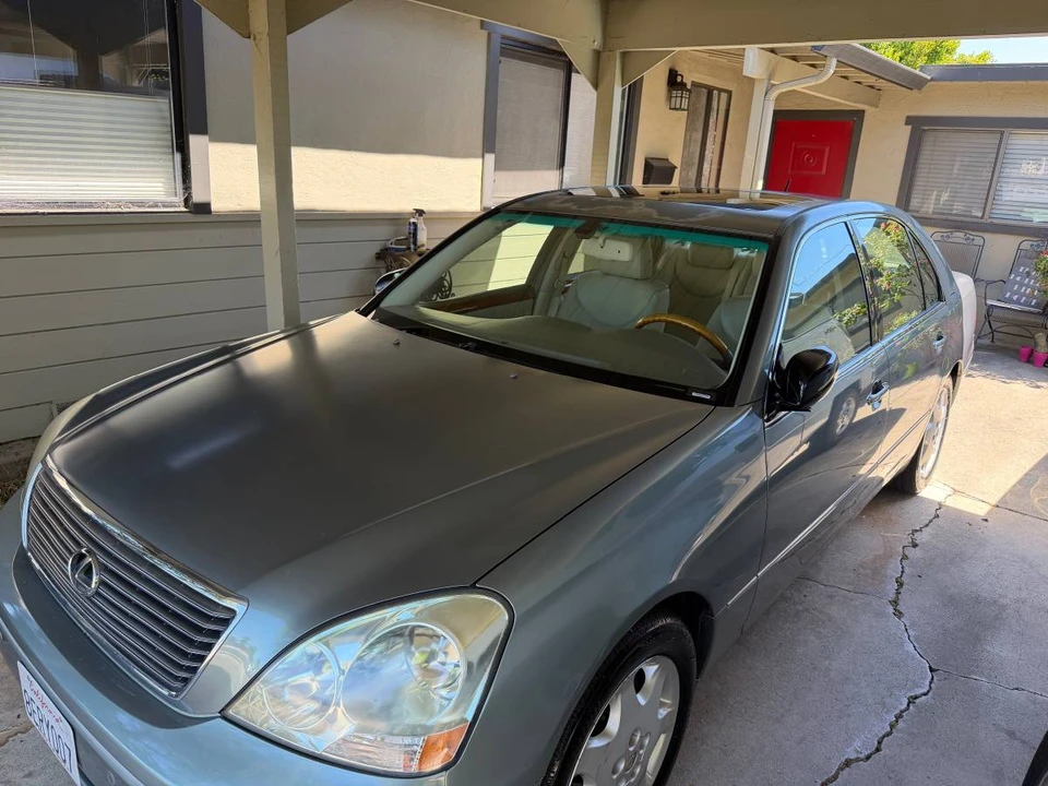 2003 Lexus LS 3rd Gen - Image 14 of 14