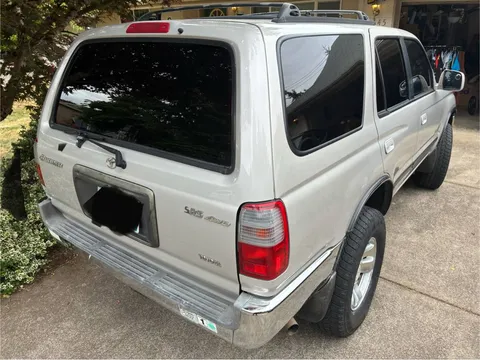 1999 Toyota 4Runner SR5