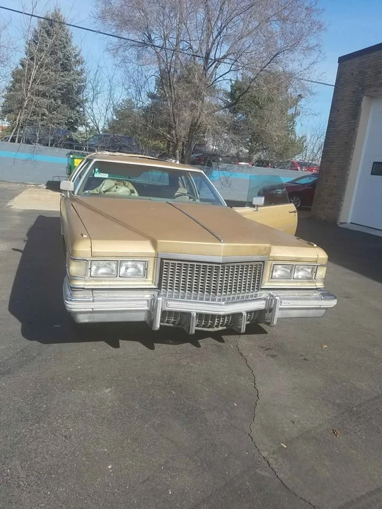 1975 Cadillac DeVille 4th Gen - Image 5 of 10