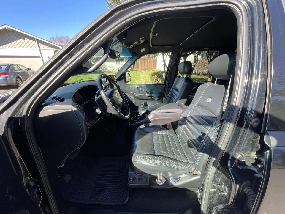 2001 Ford F-150 10th Gen - Image 6 of 11