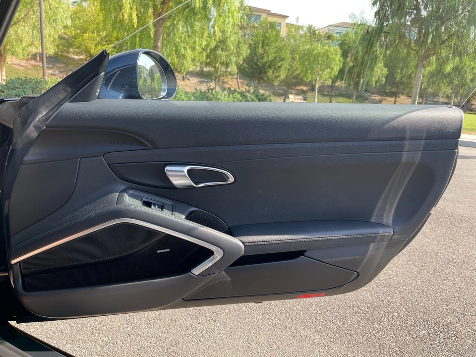 2017 Porsche 911 - Image 10 of 11