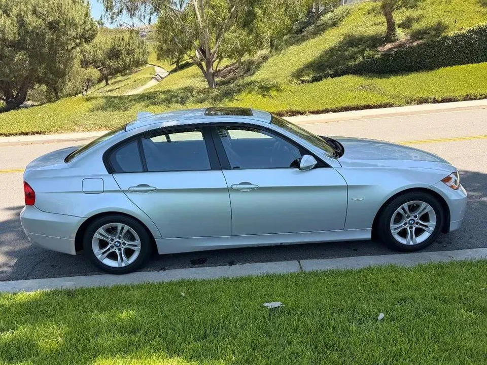 2008 BMW E90 3 Series Sedan - Image 11 of 19