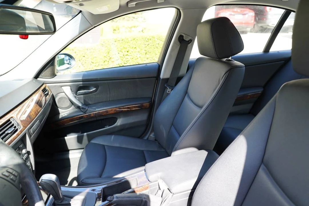 2008 BMW E90 3 Series Sedan - Image 15 of 19