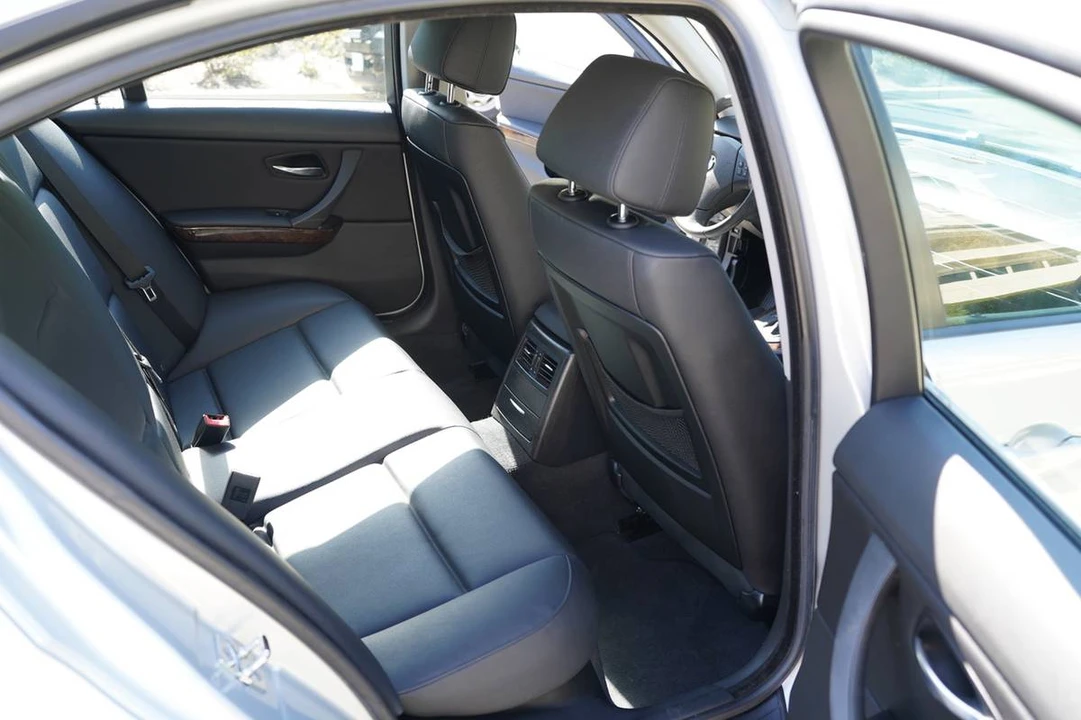 2008 BMW E90 3 Series Sedan - Image 17 of 19