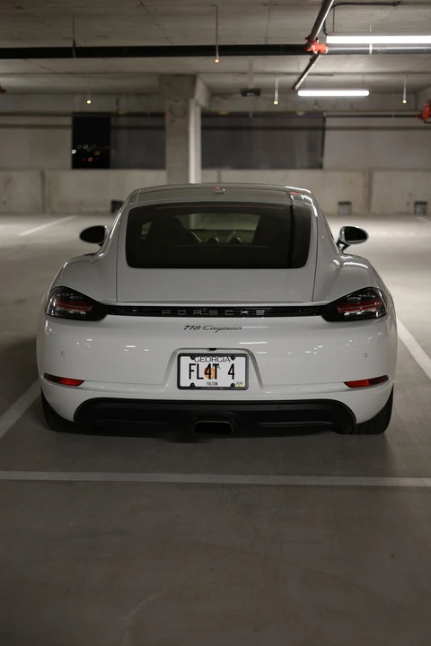 2017 Porsche 718 Cayman - Image 10 of 28