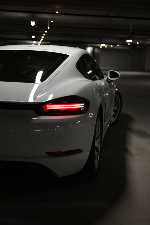 2017 Porsche 718 Cayman - Image 17 of 28