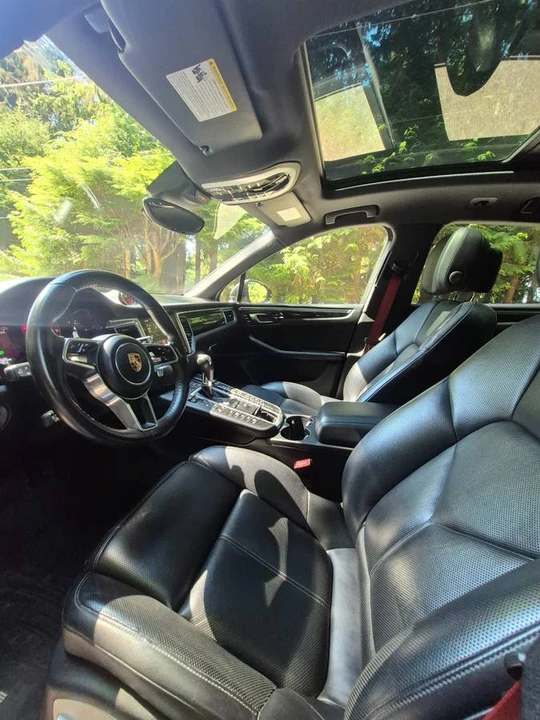 2018 Porsche Macan GTS - Image 9 of 16