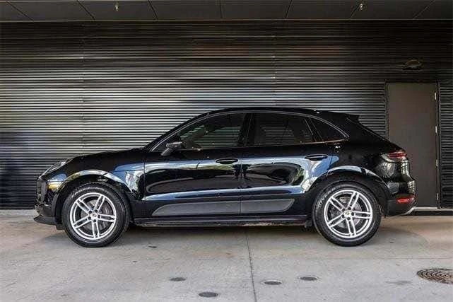 2021 Porsche Macan - Image 2 of 20