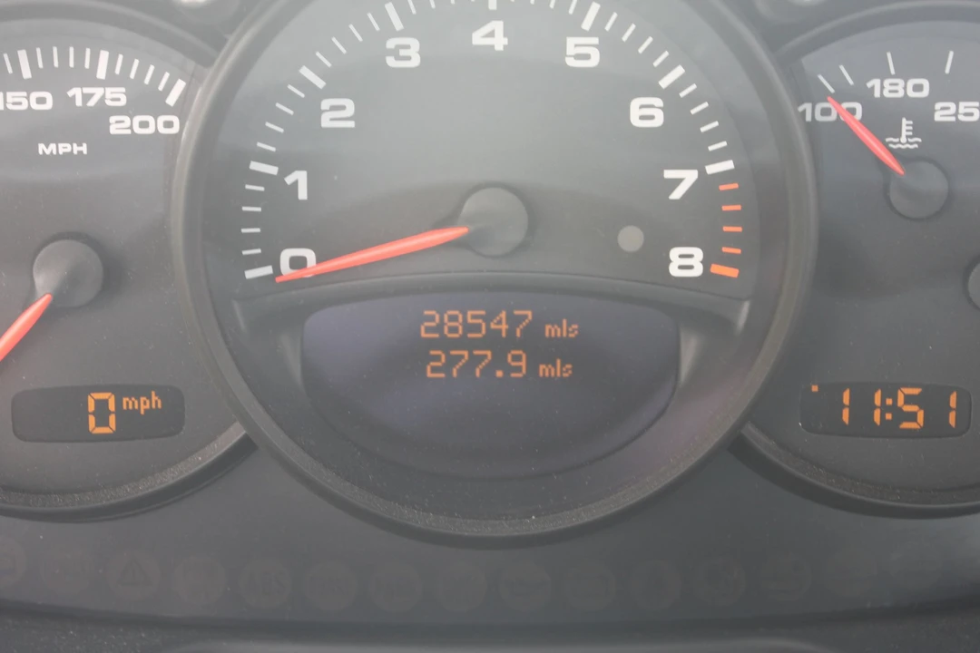 2002 Porsche 996 Carrera 4S - Image 6 of 11