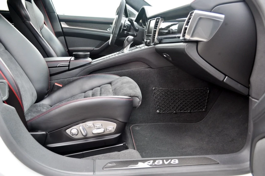 2016 Porsche 970 Panamera GTS - Image 28 of 31