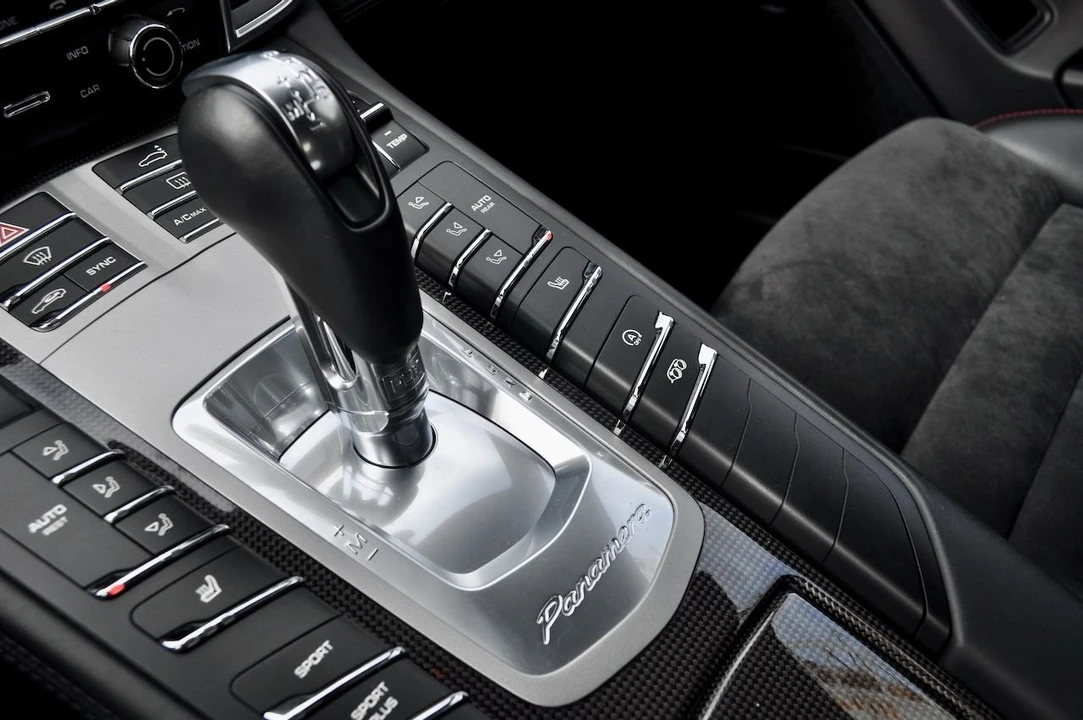2016 Porsche 970 Panamera GTS - Image 23 of 31