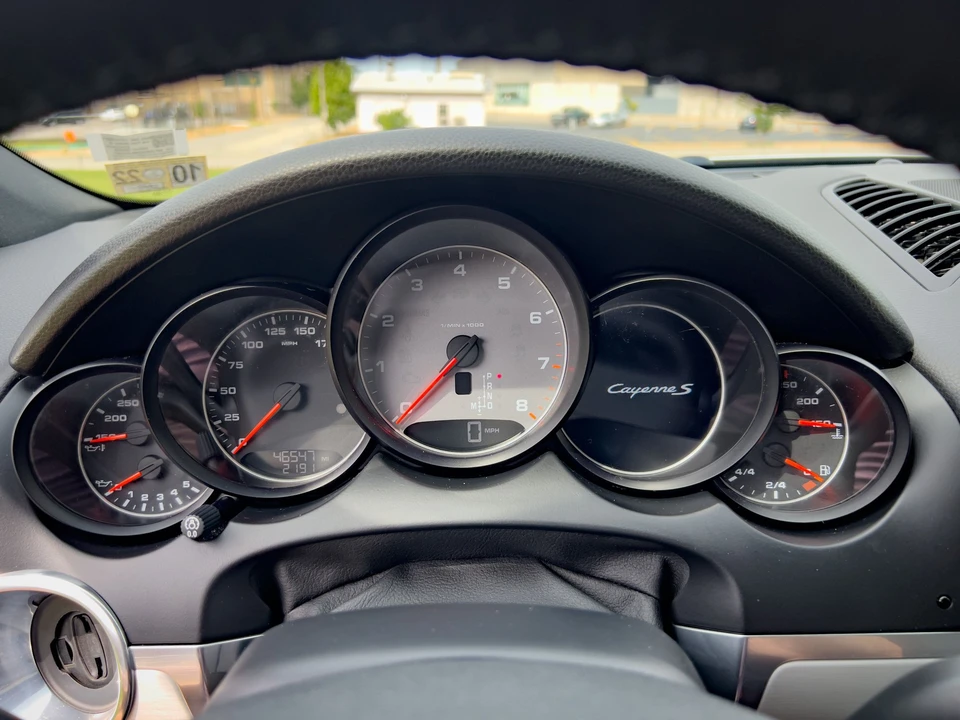 2011 Porsche 958 Cayenne S - Image 6 of 8