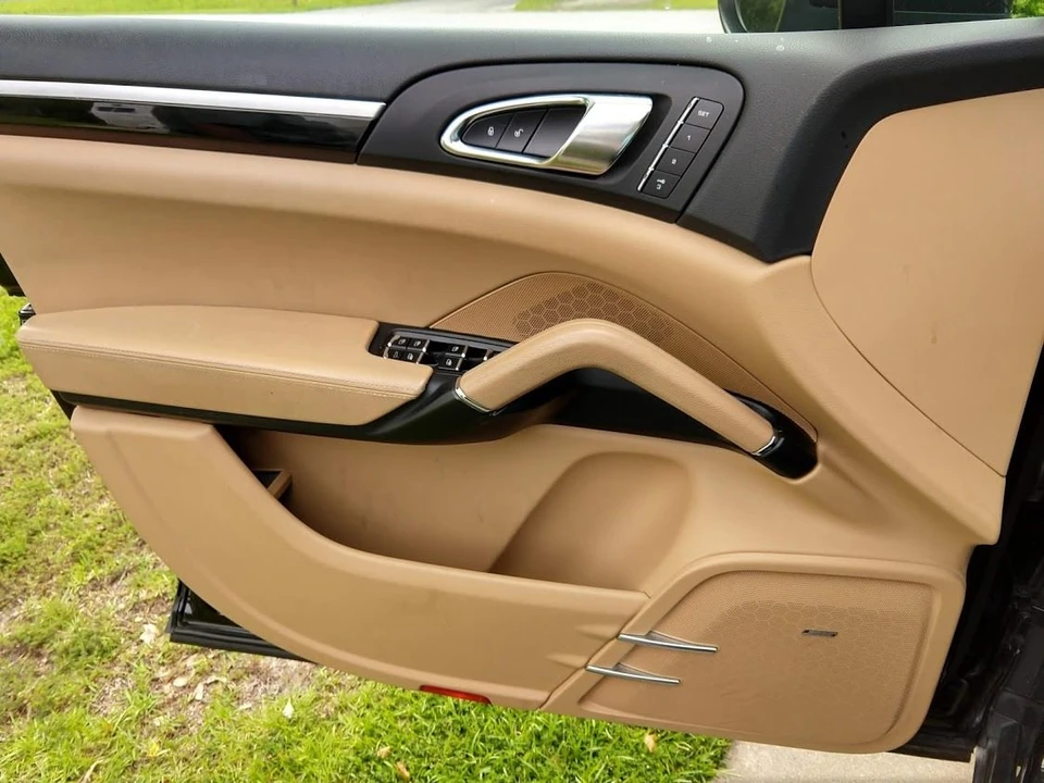 2014 Porsche 958 Cayenne Diesel - Image 12 of 15