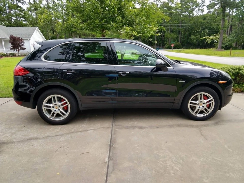 2014 Porsche 958 Cayenne Diesel - Image 14 of 15