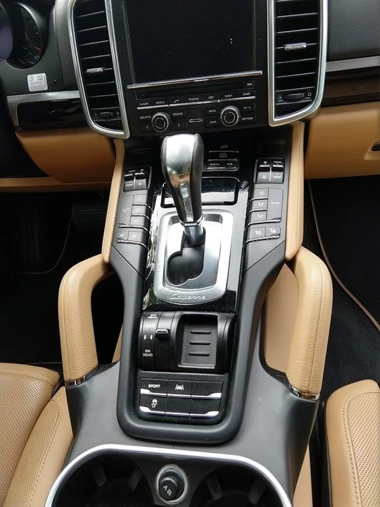 2014 Porsche 958 Cayenne Diesel - Image 5 of 15