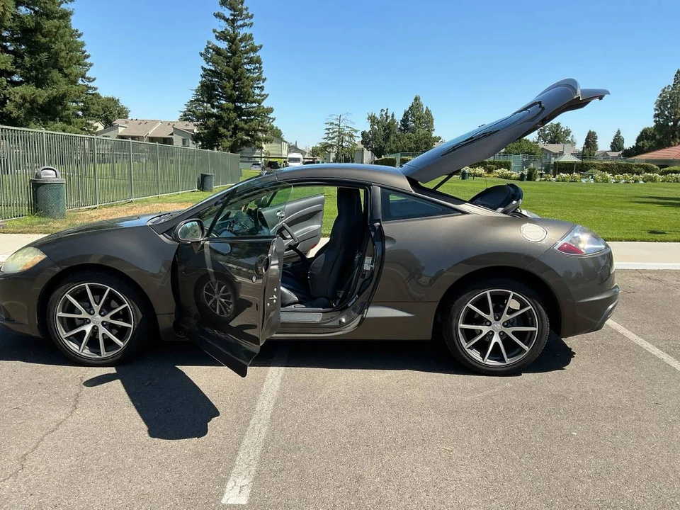 2012 Mitsubishi Eclipse 4th Gen - Image 2 of 18
